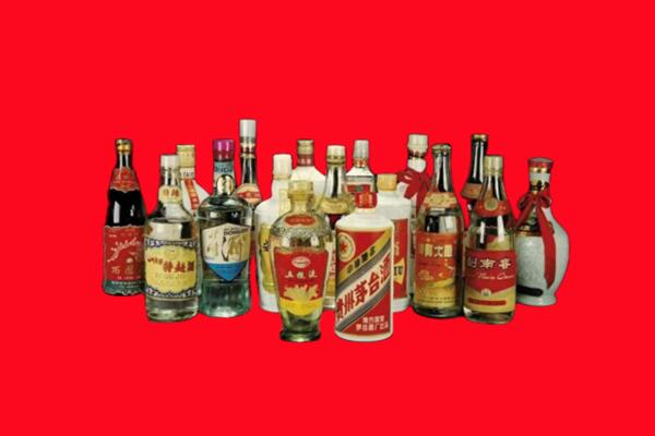 保定市容城回收十八老酒.jpg